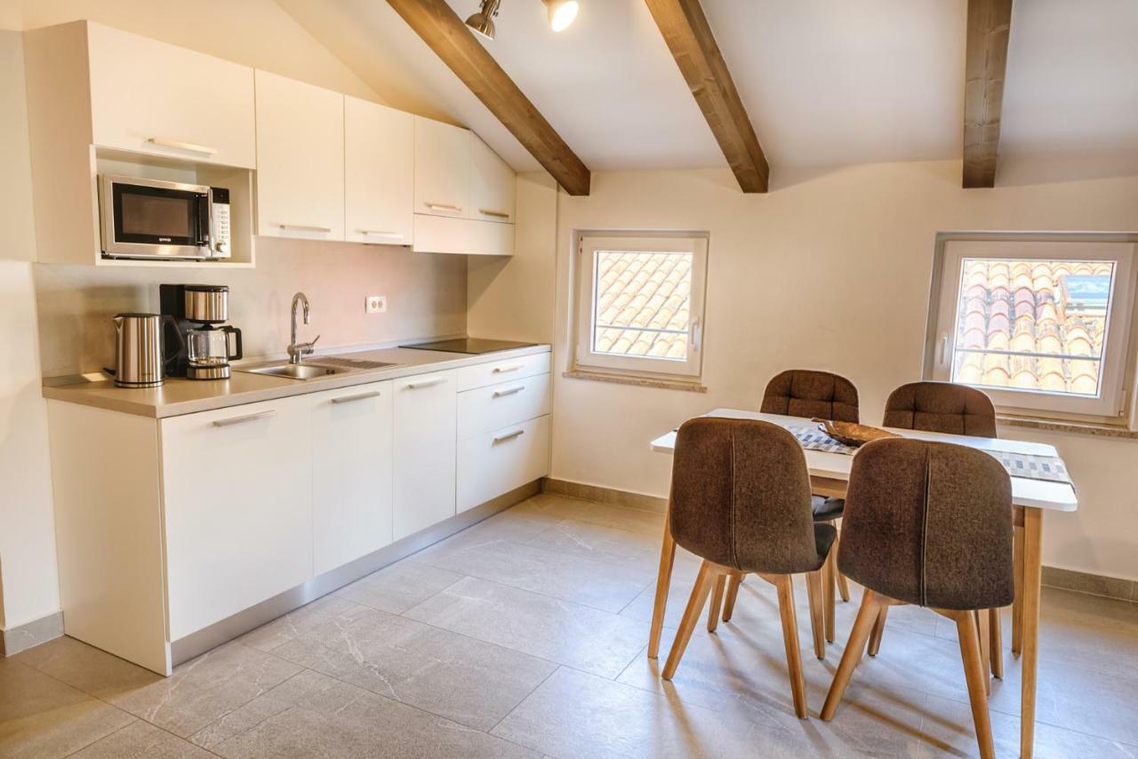 Fonda Apartments Копер Экстерьер фото